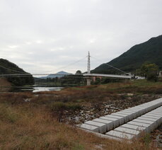 대황강 출렁다리