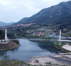 대황강 출렁다리