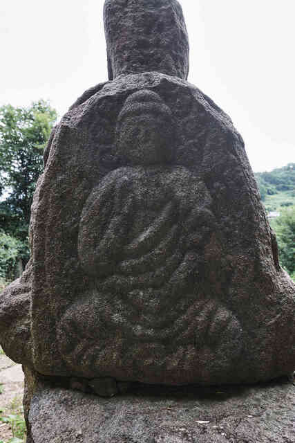 곡성당동리석조여래좌상